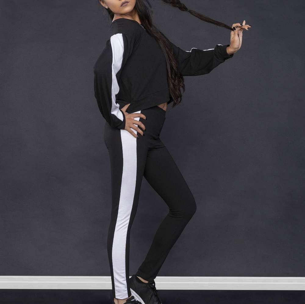 YELETE|VARSITY STRIPE 2 PIECE SET
